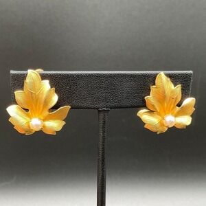 Vintage Charles Reis Gold Filled Leaf Earrings Faux Pearl Accents 12k GF Clip On
